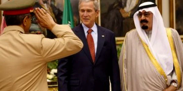 Regele Arabiei Saudite este acuzat de încălcarea legilor islamice