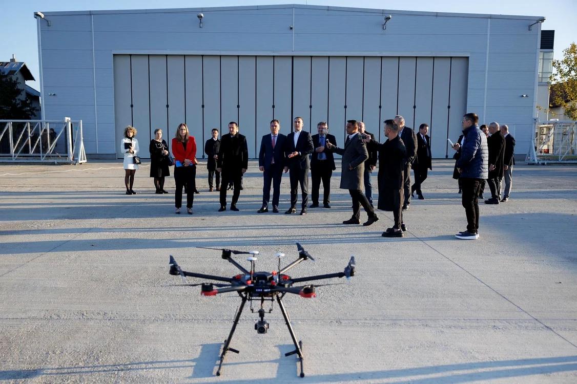 România va produce drone FOTO: FB/Bogdan Ivan