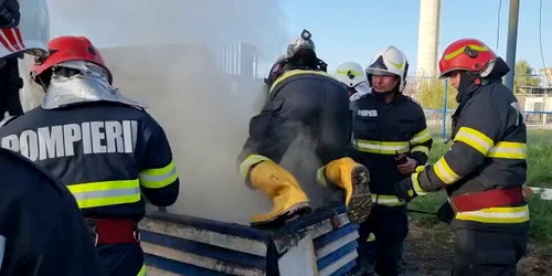 WhatsApp Video 2022 11 02 at 09 46 01 mp4 thumbnail png