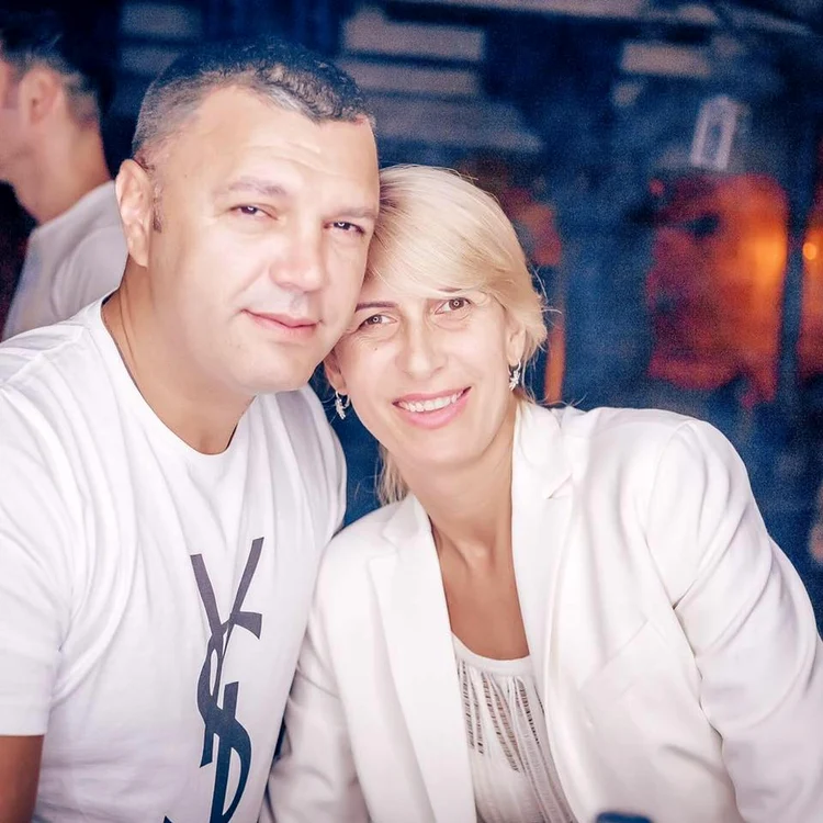 
    Monica Iagăr și soțul  