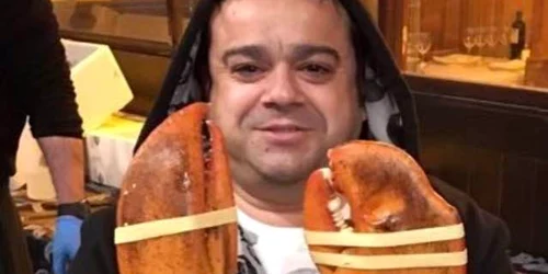 adrian minune foto FB adrian Minune jpg