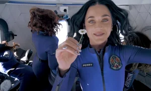 katy perry margareta spatiu jpg