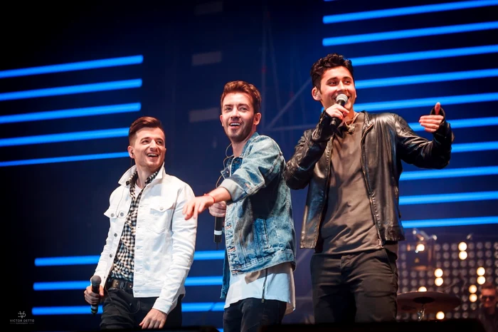 1 o zone piata constitutiei revelion disco 2019 2020 1 jpg jpeg