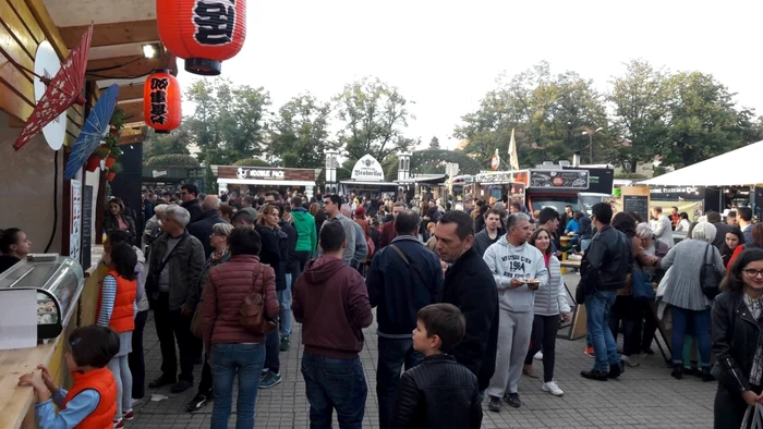 Street Food Festival În Parcul Rozelor din Timişoara FOTO Ş.Both