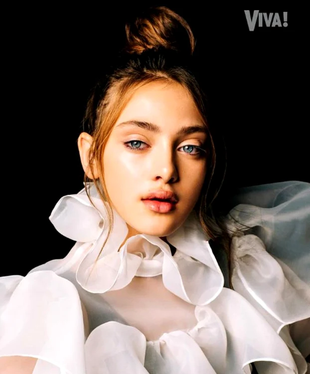 Adina Asăvoaiei, cunoscută sub numele de „Păpușa de la Glina”. FOTO: Arhivă