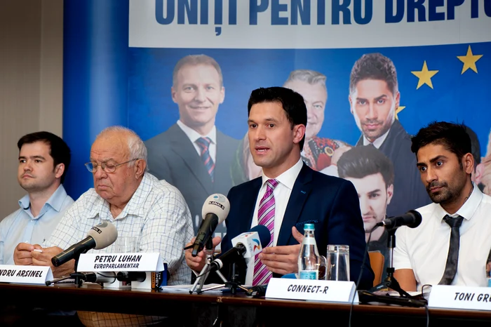 Connect-R luptă pentru drepturile artiştilor