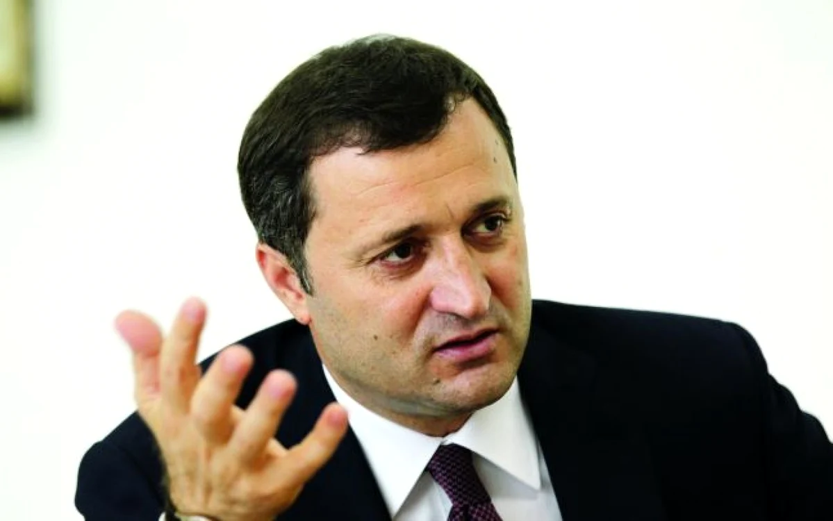 Premierul desemnat s-a