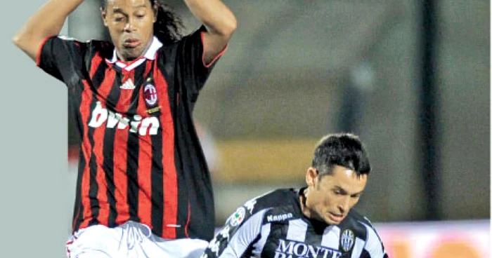 Paul Codrea (dreapta) s-a întâlnit cu celebrul Ronaldihno în Italia