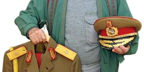 Generalul (r)  Andrei Kemenici, fostul şef al Garnizoanei Târgovişte  