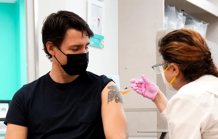 6 justin trudeau vaccin doza booster premierul canadei 2 jpg jpeg