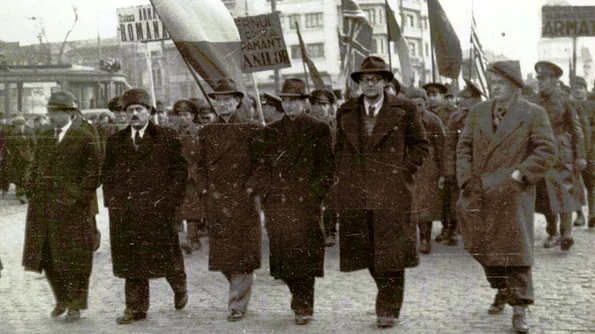 Prăbușirea României, văzută de la Stockholm Impresii și mărturii suedeze privind sovietizarea României jpeg