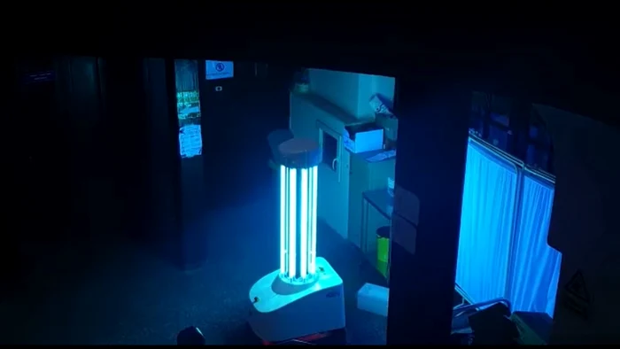Robotul dezinfectant cu UV al Spitalului de Pneumoftiziologie „Constantin Anastasatu” Mihăeşti - Vâlcea Foto Adevărul - credit DMS