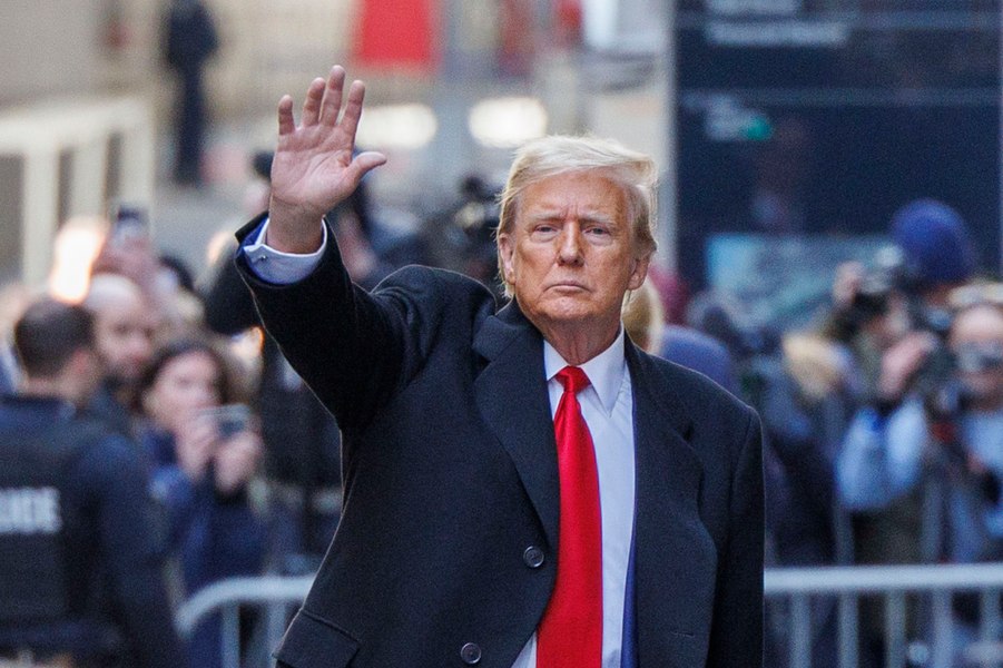 Trump a avertizat Israelul că „pierde mult sprijin” și ar trebui să încheie războiul