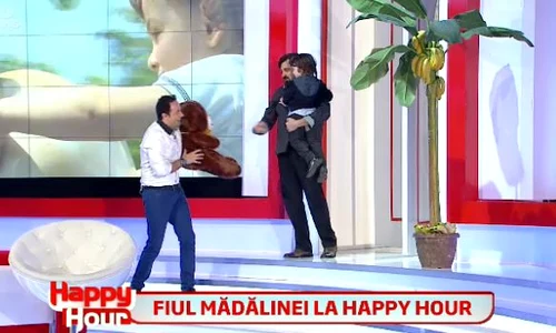 Petru, fiul Mădălinei Manole, a venit la emisiunea lui Măruţă  (Captură Pro TV) jpeg