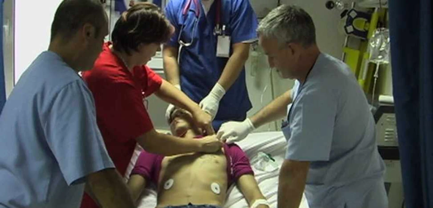 Pacienţii sunt sub supravegherea medicilor