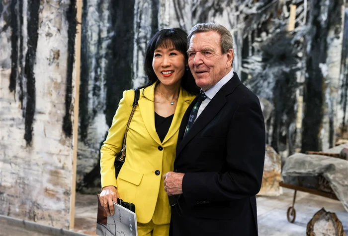 Gerhard Schroder si sotia sa, Soyeon Schroeder-Kim Foto: EPA EFE