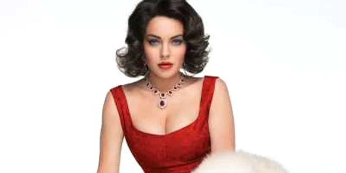 Lindsay Lohan seamănă foarte bine cu Liz Taylor, dar interpretarea ei lasă de dorit