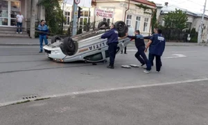 Polițistul a fost lovit de un alt șofer jpeg