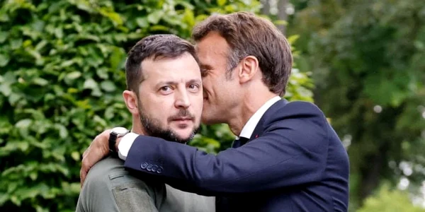 Zelenski şi Macron / foto Facebook / Maria Zaharova