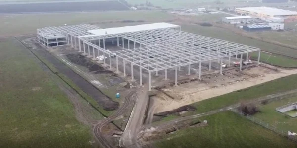 Construcţia fabricii de biciclete de la Timişoara