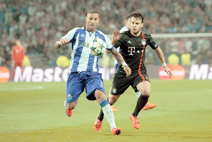 
    Quaresma a fost  promovat în 2001  de Bölöni la  prima echipă  a lui SportingFoto: AP  