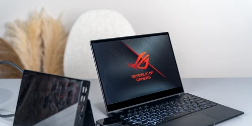 Laptop convertibil Asus ROG Flow X13