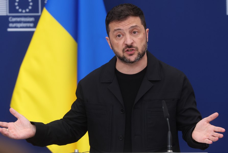 Casa Albă s-a interesat dacă Zelenski va veni în costum la întâlnirea cu Trump. Ce va purta președintele ucrainean