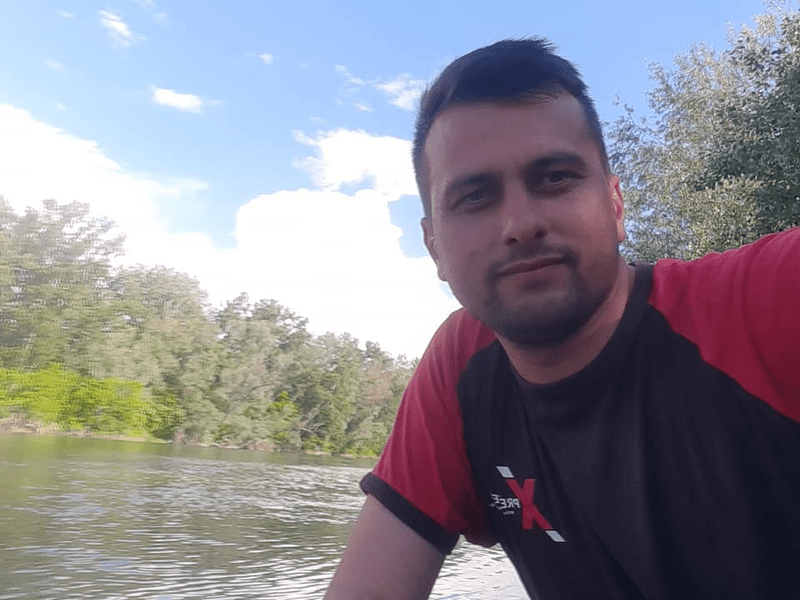 Scandal de pomină într-o primărie de comună din Botoșani. Viceprimar bătut de un consilier în sediul instituției