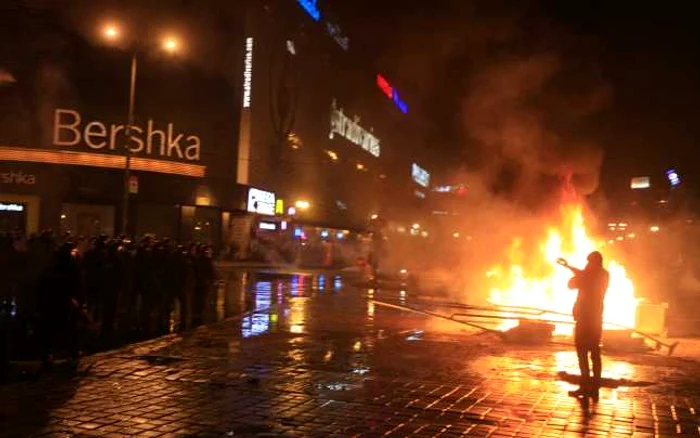 Ianuarie 2012, Bucureşti. Criza îi scoate pe români în stradă