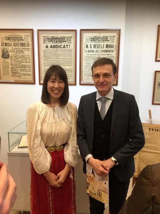 Ayako Funatsu, în ie românească, la evenimentul găzduit de Biblioteca Academiei, l-a impresionat chiar și pe Ioan-Aurel Pop, președintele Academiei Române