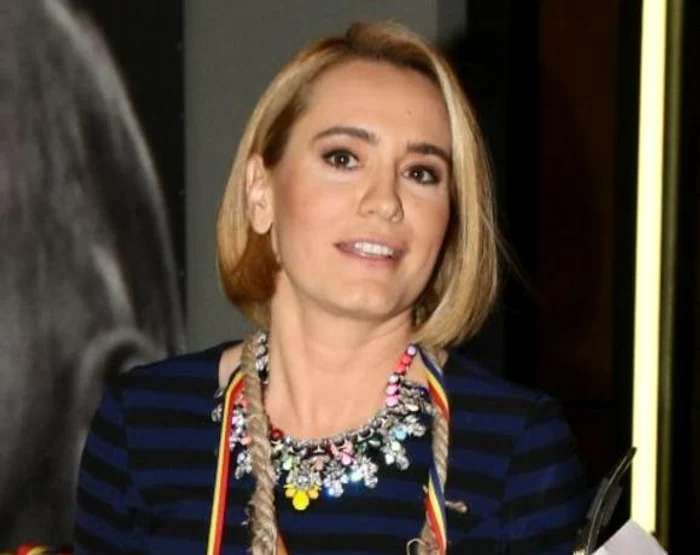 Andreea Esca ar mânca numai cartofi prăjiţi şi sushi