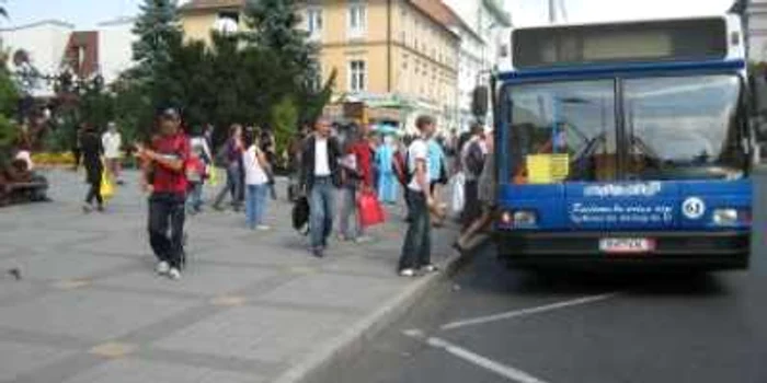 Târgu-Mureş: Autobuz de şcoală pentru elevii din Mureşeni Sat