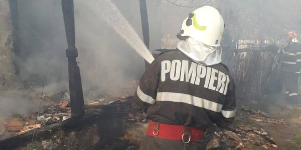 incendiu mehedinti FOTO ISU DRobeta 