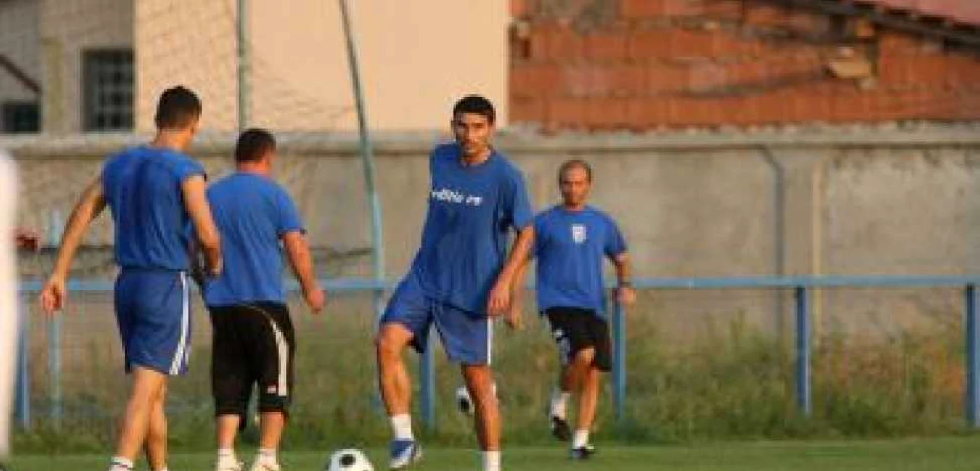 Craiova: Trică a plecat după echipă la Buzău