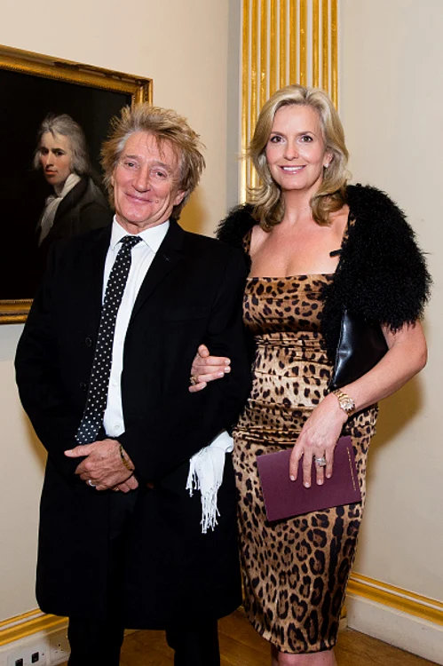 Penny Lancaster a fost alături de soțul său, Rod Stewart, la evenimentul cultural susținut de Academia Regală de Arte