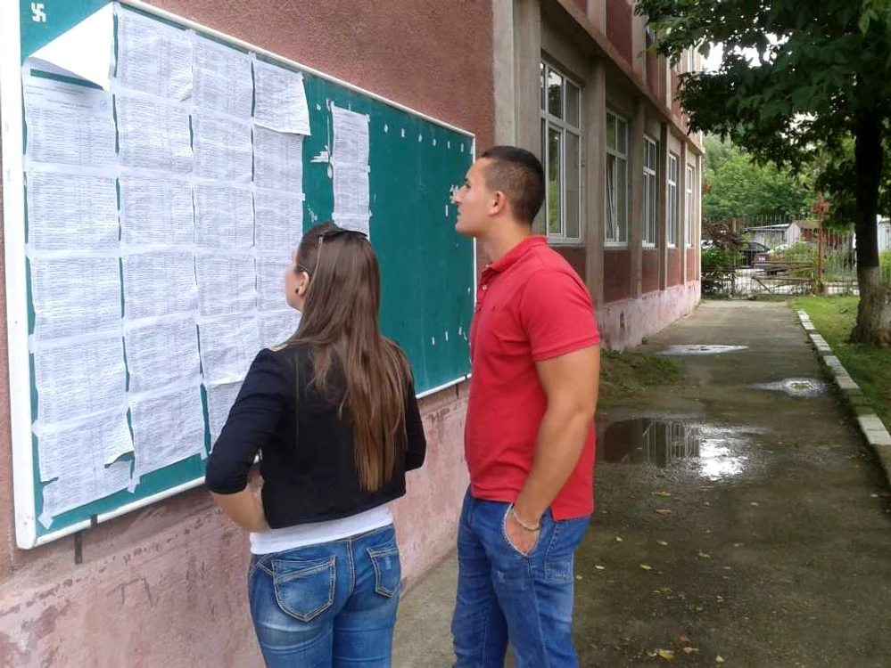 Doar 10 candidaţi au reuşit să obţină note mai mari de 7 FOTO: Adevărul