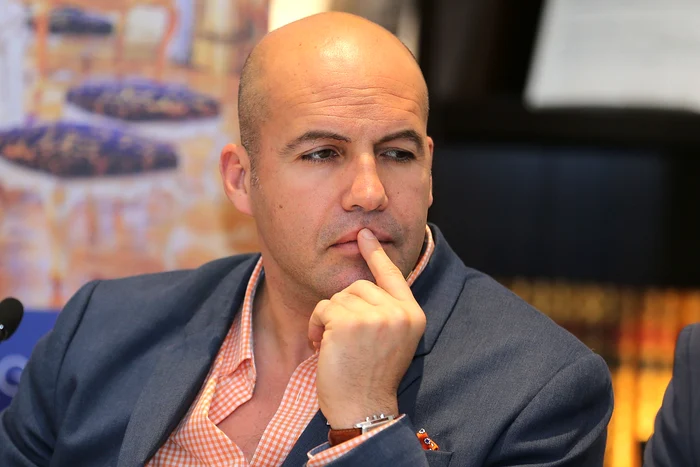 Frumusețea Alinei Pușcău a dus-o pe cele mai importante podiumuri de modă din lumefoto: arhivă personală