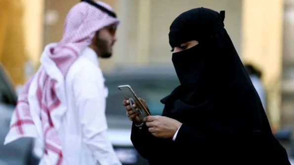 Decizie istorică: cum vor fi anunţate femeile saudite în cazul unui divorţ jpeg