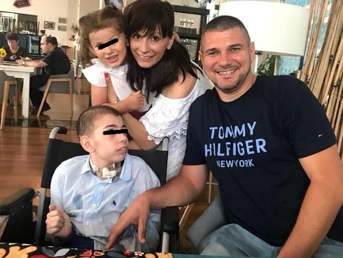 Mesajul Ionelei Pașcovici, mama lui Denis Foto Facebook