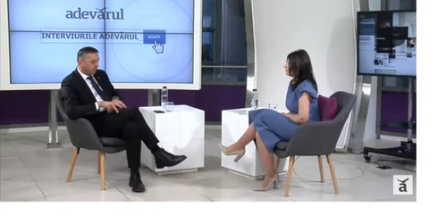 Daniel David  captura video YouTube Adevărul resize png