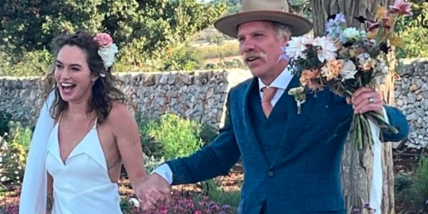  Lena Headey s-a căsătorit cu partenerul ei, Marc Menchaca FOTO Twitter @fromto_gcc
