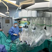 roboți chirurgicali jpg