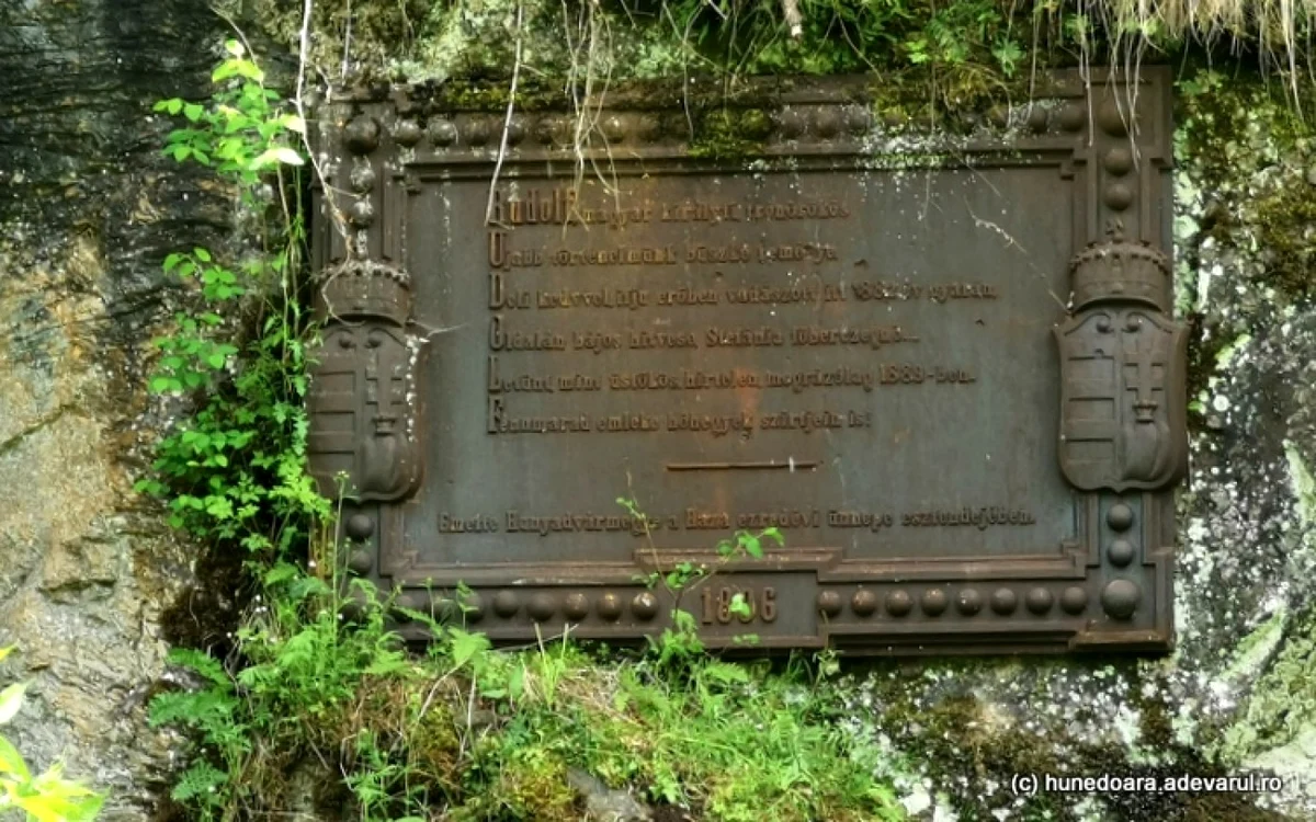monumentul printului rudolf foto daniel guta adevarul