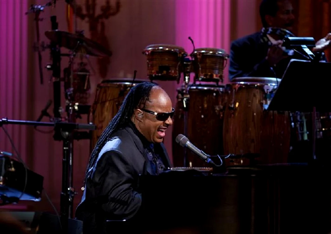 
    Stevie Wonder este hotărât să se mute în Statele Unite ale Americii Sursă foto: Whitehouse.gov  