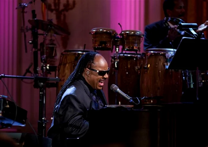 
    Stevie Wonder este hotărât să se mute în Statele Unite ale Americii Sursă foto: Whitehouse.gov  
