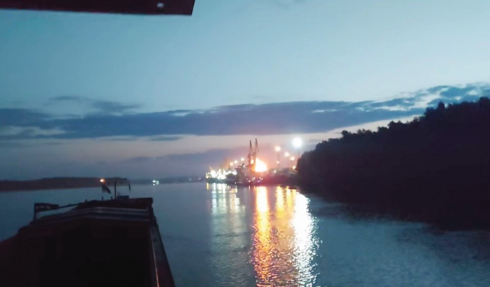 Ce are de făcut România când Rusia atacă porturile de pe Dunăre