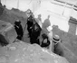 Regina Maria şi Principesa Ileana vizitând piramidele din Egipt - 1930 platoul Giza Sursa Facebook Mihaela Chiripuci / Arhiva giza.fas.harvard.edu