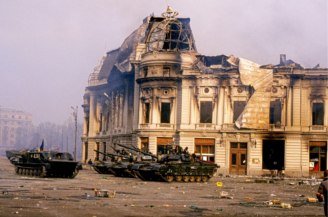 Ce a rămas după Decembrie 1989. FOTO: AFP