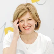 oana gheorghiu jpg