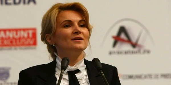 Andreea Paul Vass anunţă investiţii în construcţii de 6,5% din PIB în 2012